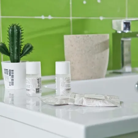 La'deli - - Grande Con Parcheggio, Nefltix, Giardino, Terrazzo Διαμέρισμα